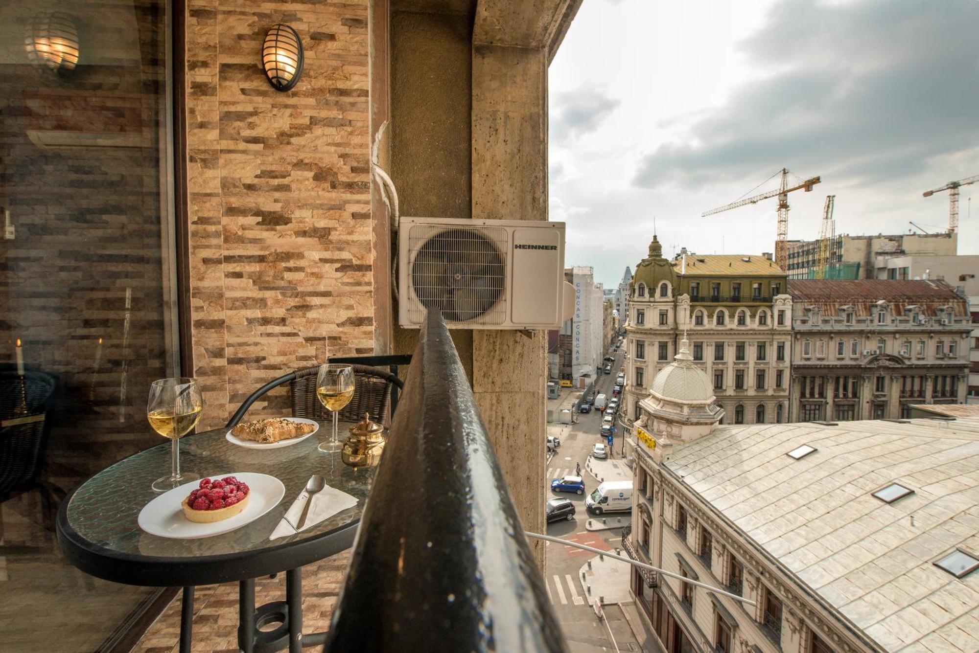 Appartamento City-centric Comfort: 1-bedroom Near Military Circle *