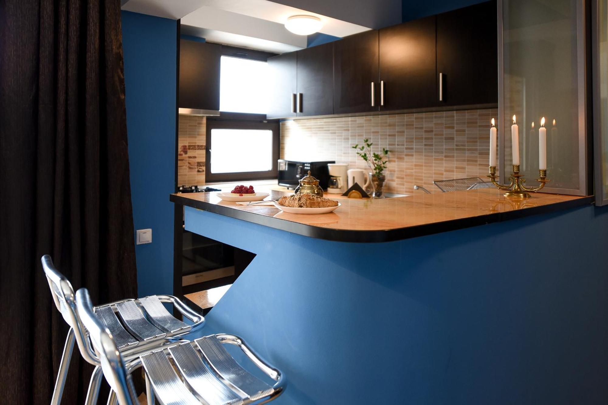 City-centric Comfort: 1-bedroom Near Military Circle Bucarest