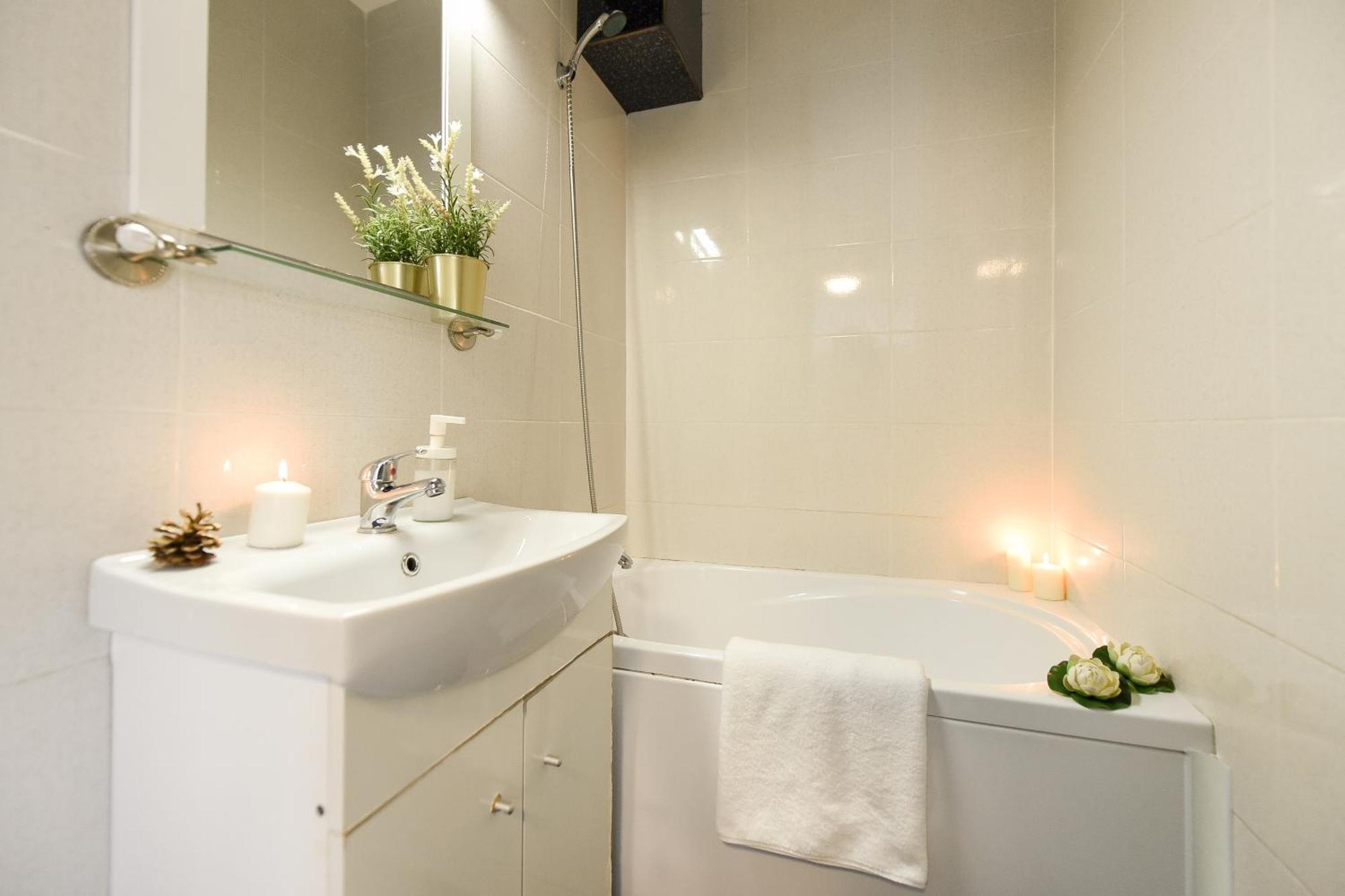 City-centric Comfort: 1-bedroom Near Military Circle * Bucarest